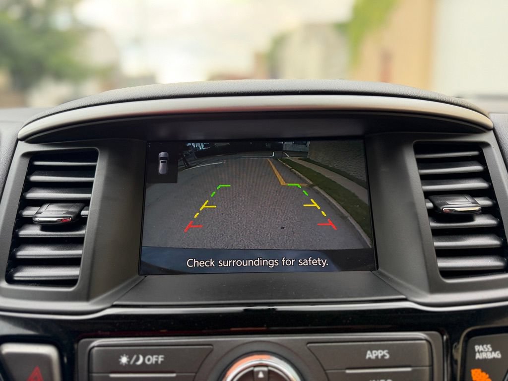 Used 2019 Nissan Pathfinder S AWD/4WD image 34