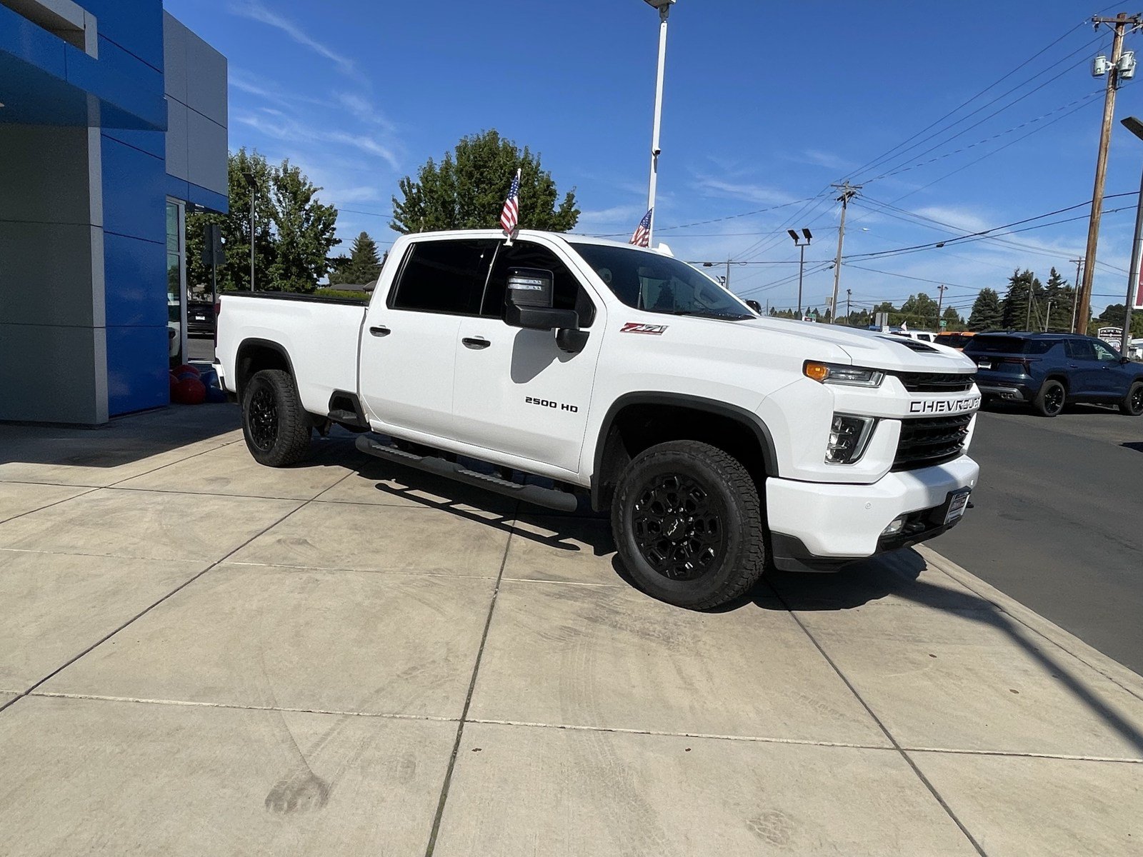 Used 2021 Chevrolet Silverado 2500 LTZ w/ LTZ Plus Package AWD/4WD image 7