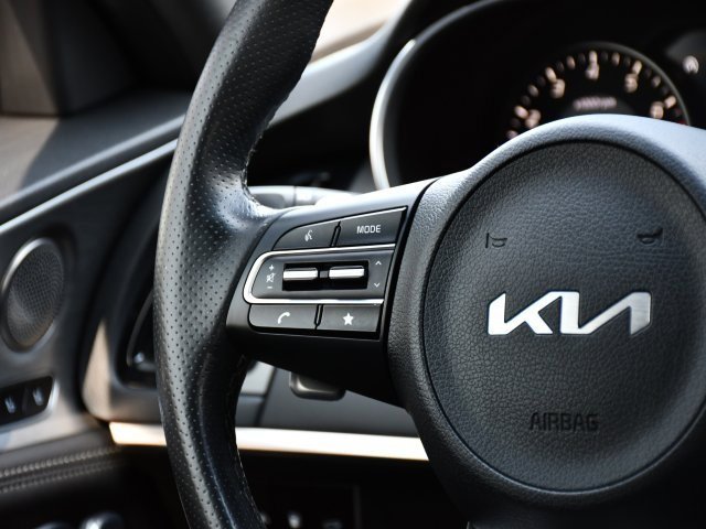 Used 2022 Kia Stinger GT2 image 28