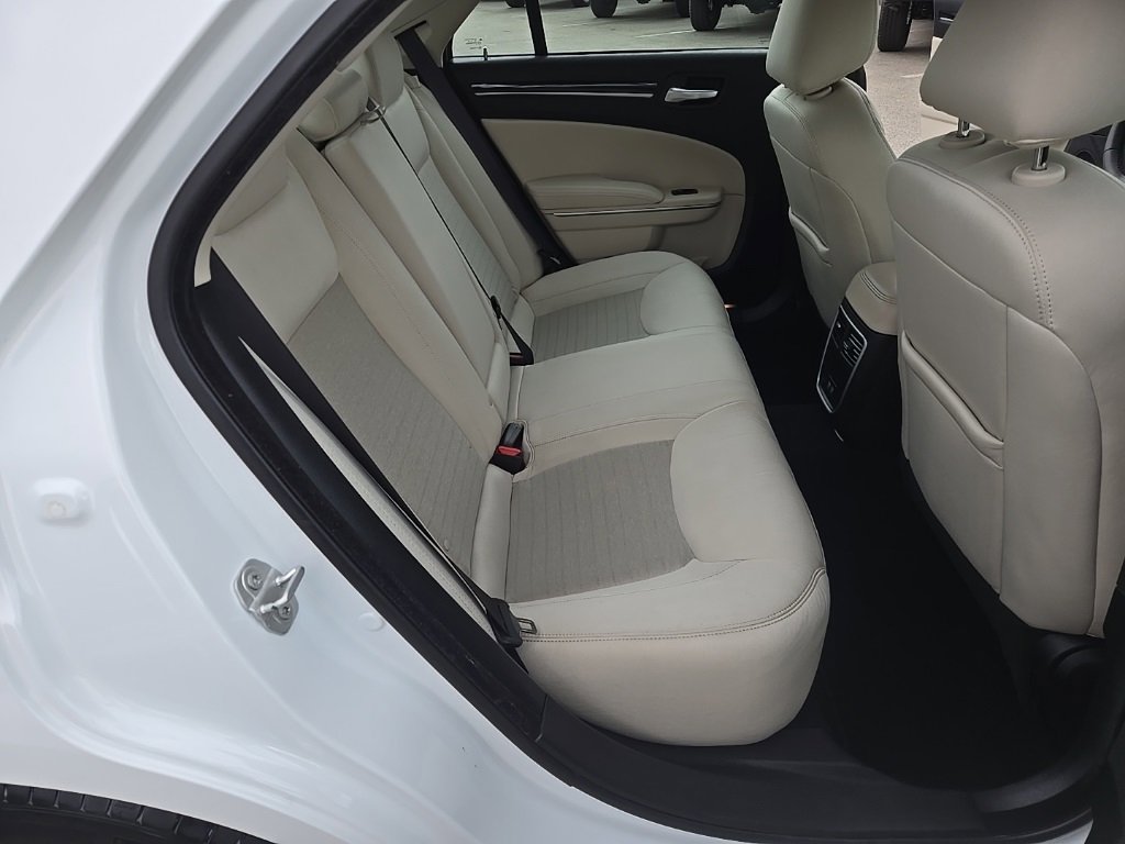 Certified 2023 Chrysler 300 Touring image 26