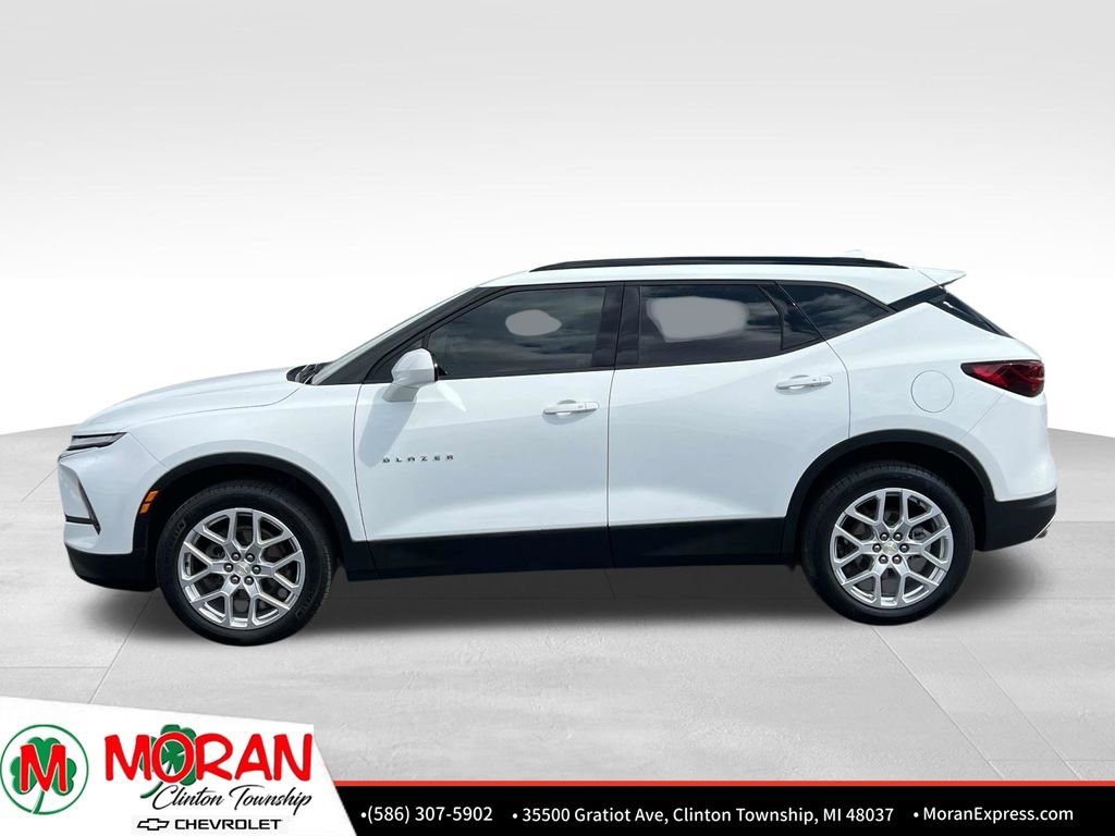 Certified 2024 Chevrolet Blazer LT w/ Convenience Package image 3