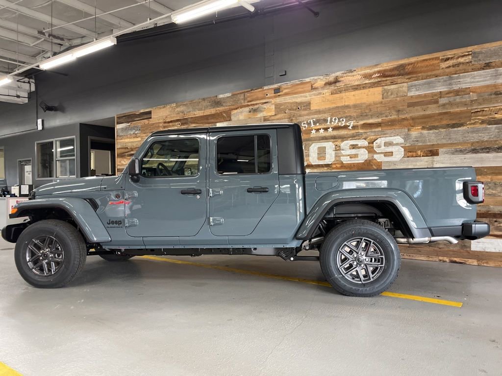 New 2026 Jeep Gladiator Sport AWD/4WD image 19