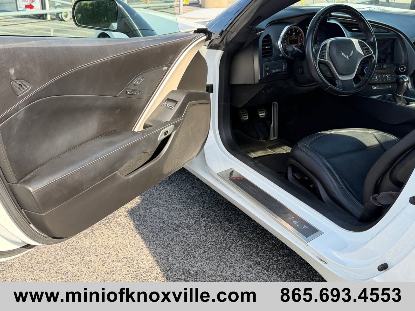 Used 2015 Chevrolet Corvette Stingray Convertible w/ 2LT Preferred Equipment Group RWD image 15