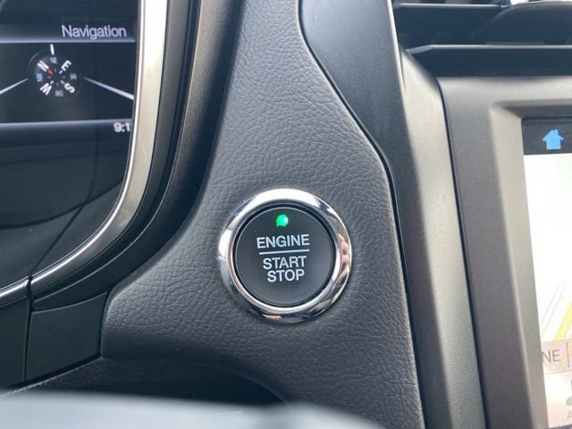 Used 2018 Ford Fusion Titanium image 23