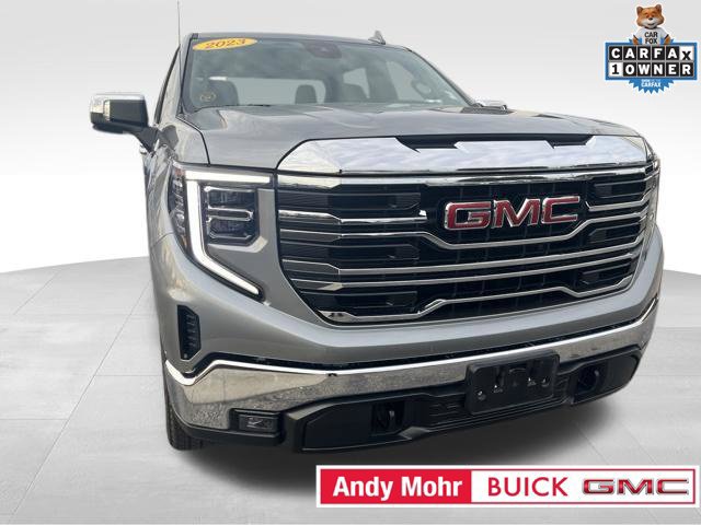 Used 2023 GMC Sierra 1500 SLT AWD/4WD image 3