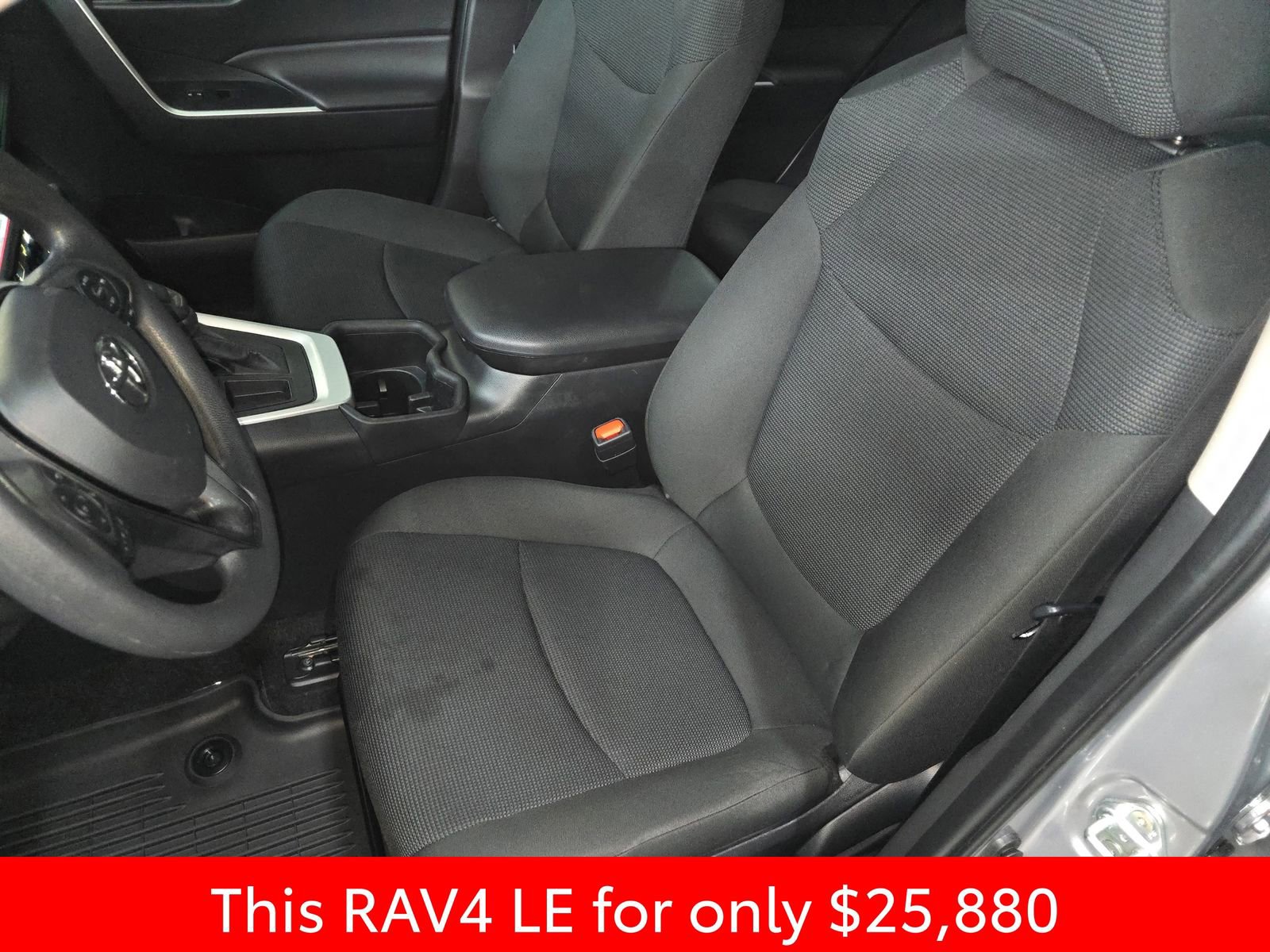 Used 2024 Toyota RAV4 LE image 20