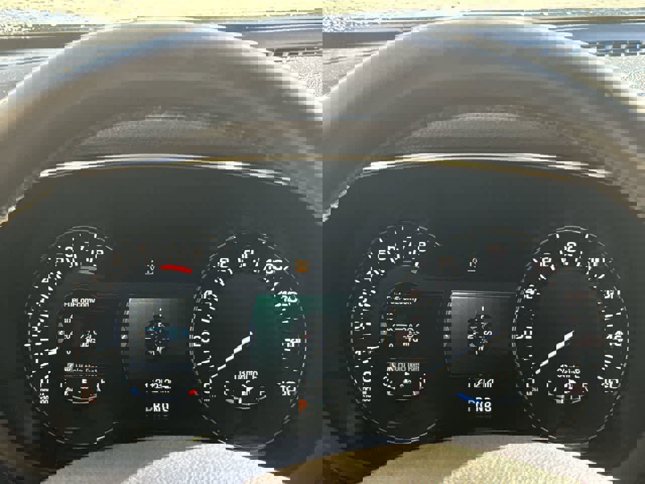 Used 2015 Lincoln MKC FWD w/ Equipment Group 101A Select image 28