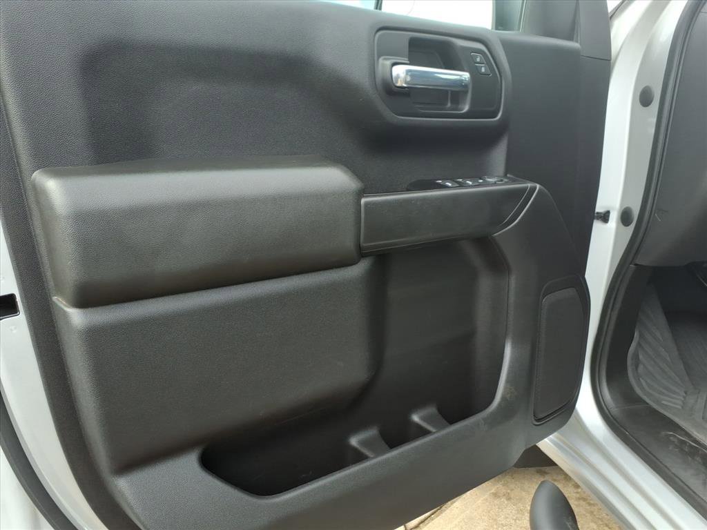 Used 2022 Chevrolet Silverado 1500 Custom Trail Boss w/ LPO, Dark Essentials Package AWD/4WD image 11