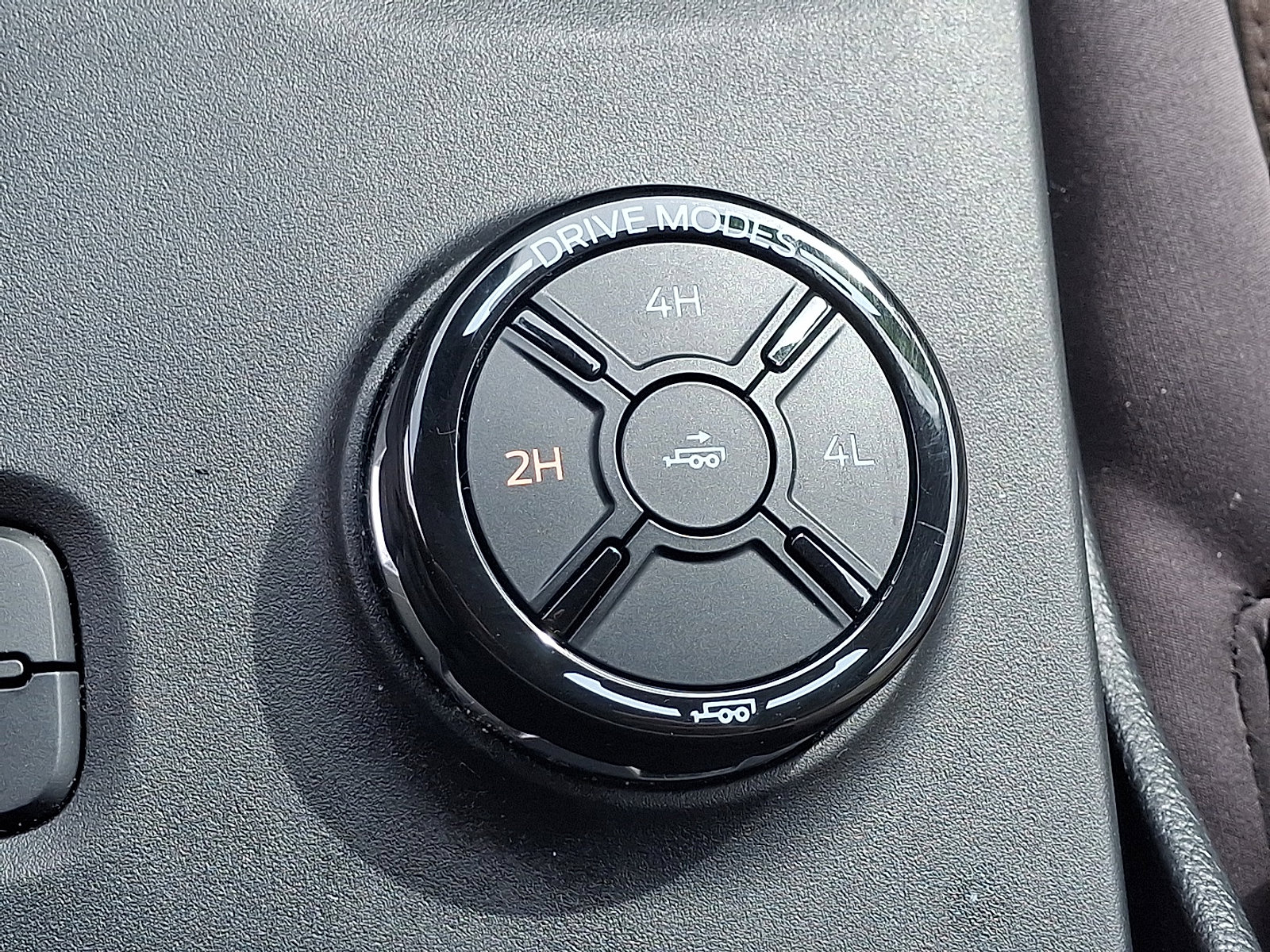 Certified 2024 Ford Ranger Lariat w/ FX4 Off-Road Package image 25