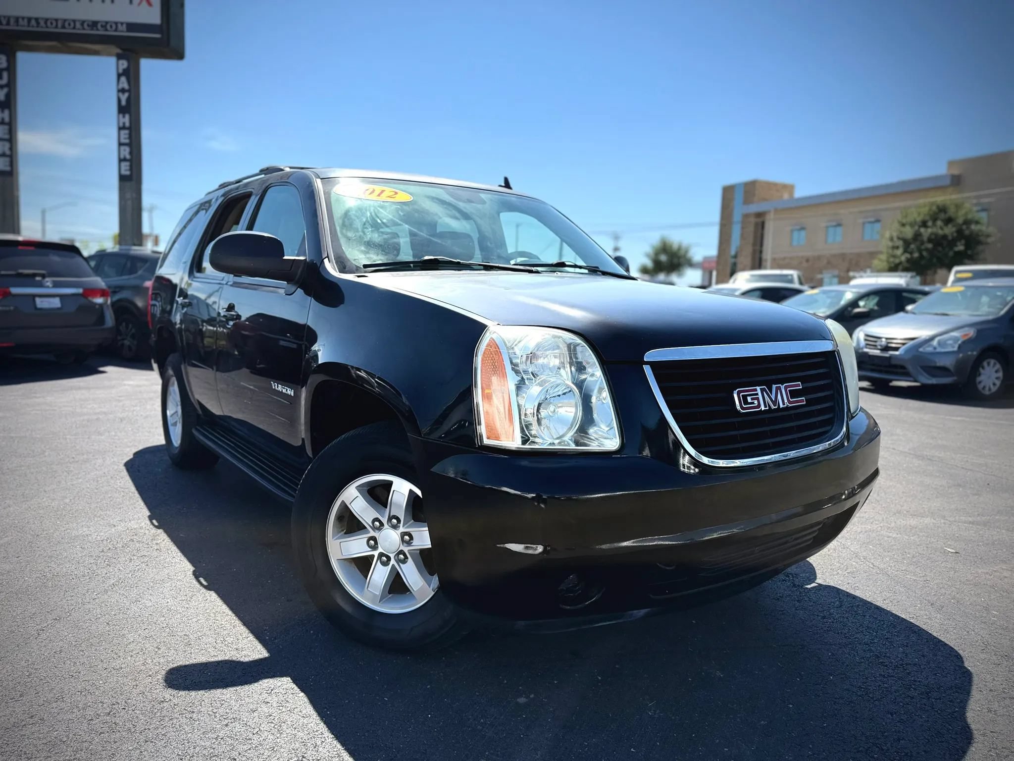 Used 2012 GMC Yukon SLT AWD/4WD image 2
