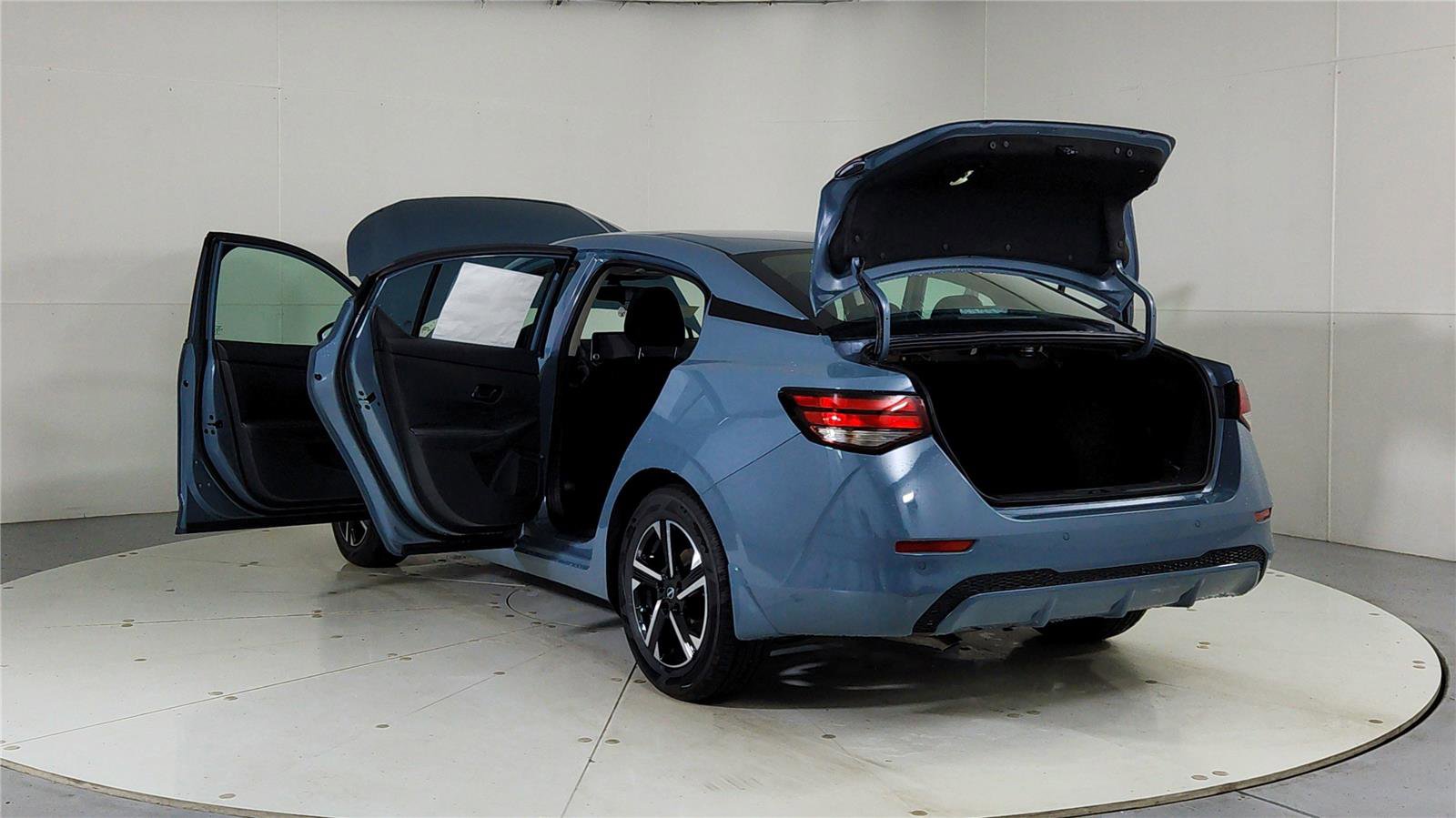 New 2025 Nissan Sentra SV w/ All-Weather Package image 11