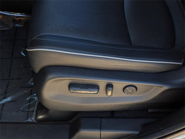 Used 2025 Honda Odyssey Touring image 25