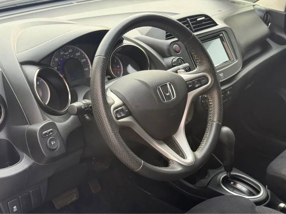 Used 2013 Honda Fit Sport image 12