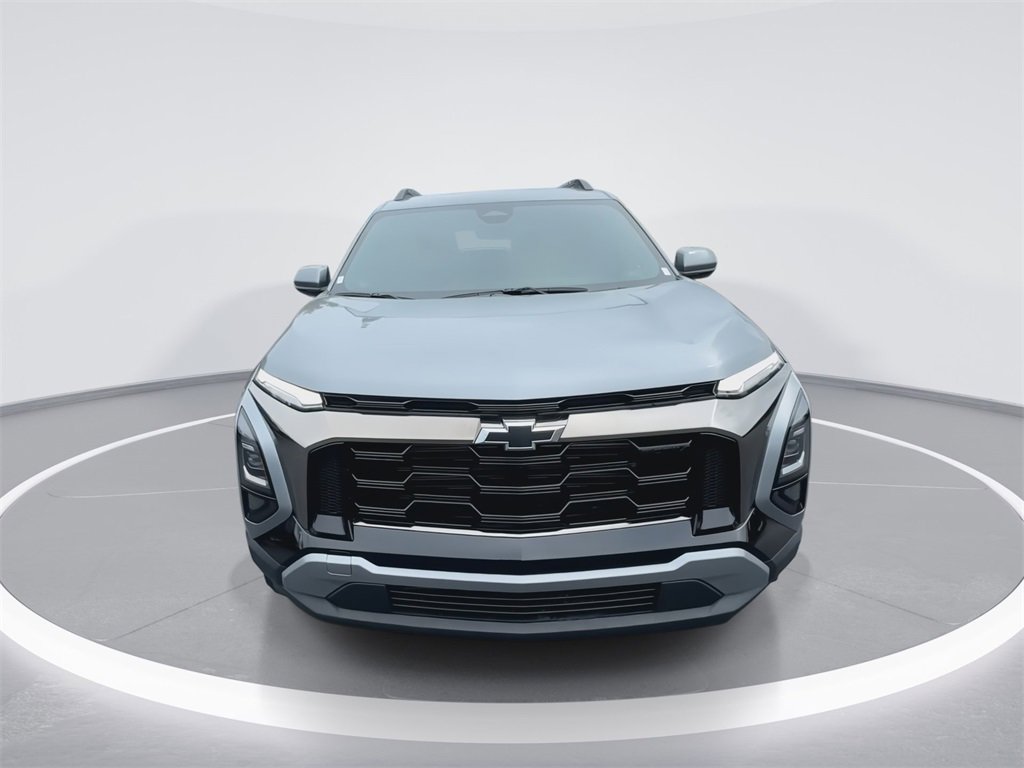 New 2026 Chevrolet Equinox ACTIV image 3