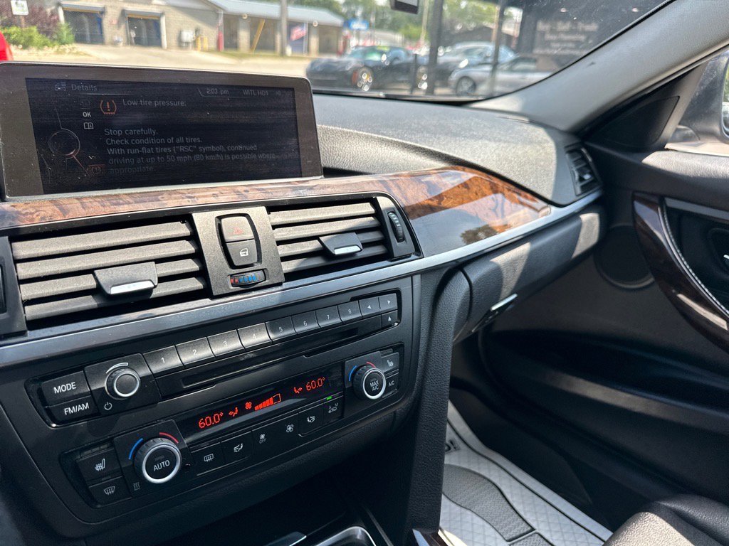 Used 2015 BMW 328i xDrive Sedan image 31