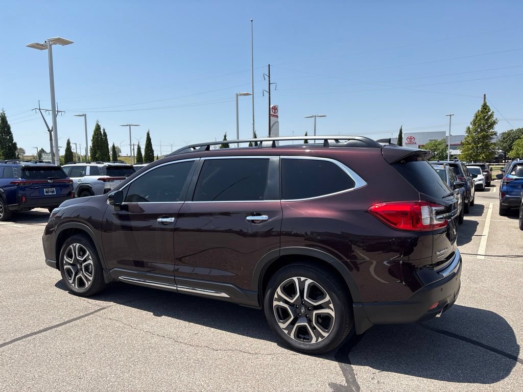 Used 2025 Subaru Ascent Touring w/ Popular Package #1 AWD/4WD image 6