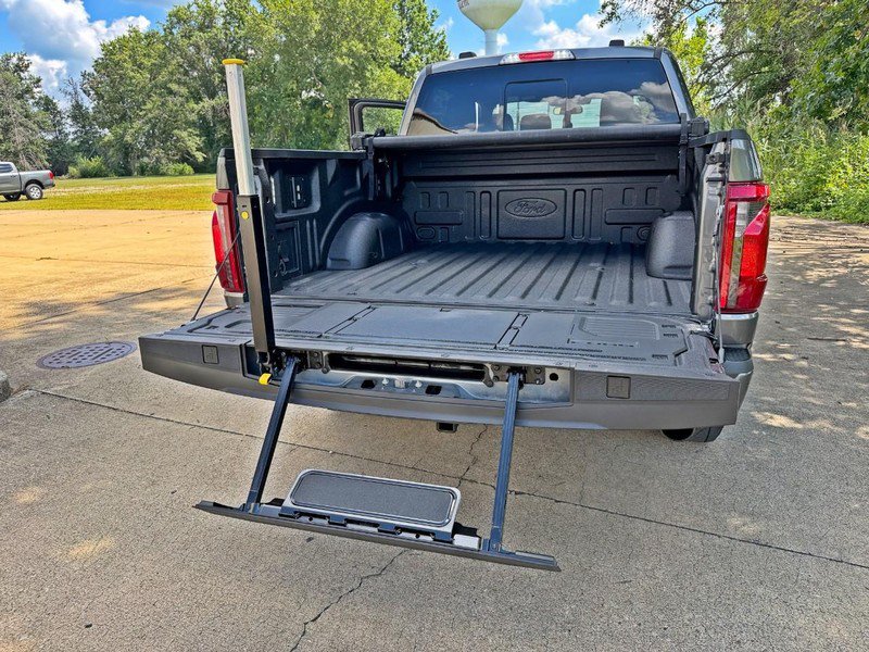 Used 2025 Ford F150 XLT w/ Equipment Group 302A MID AWD/4WD image 18