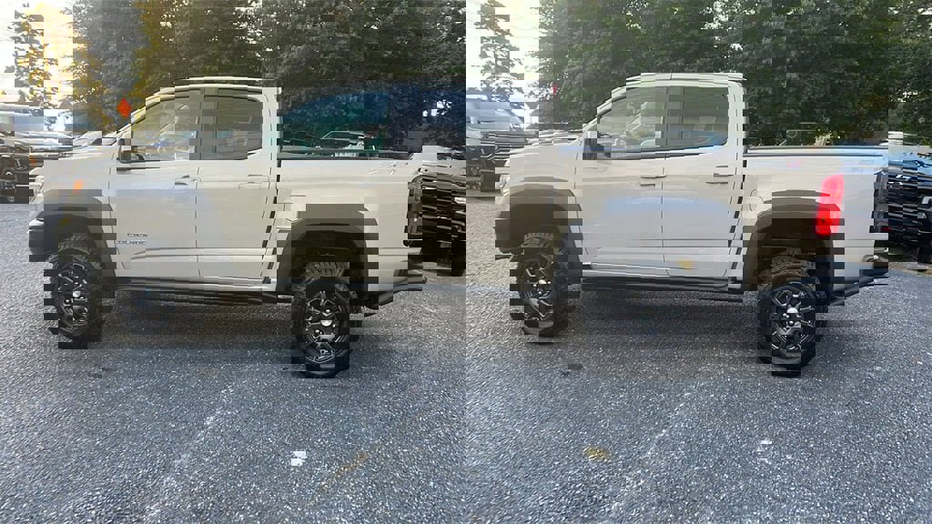 Certified 2022 Chevrolet Colorado ZR2 w/ Colorado ZR2 Bison Edition image 8