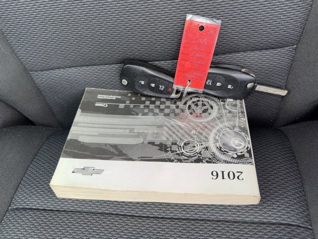 Used 2016 Chevrolet Cruze LT image 21