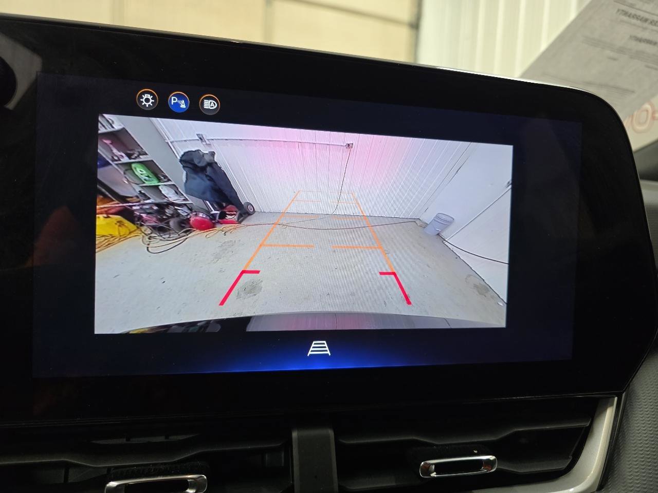 Used 2025 Chevrolet Equinox LT image 56