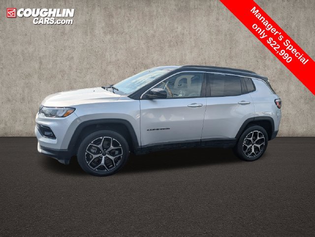 Used 2025 Jeep Compass Limited AWD/4WD image 4