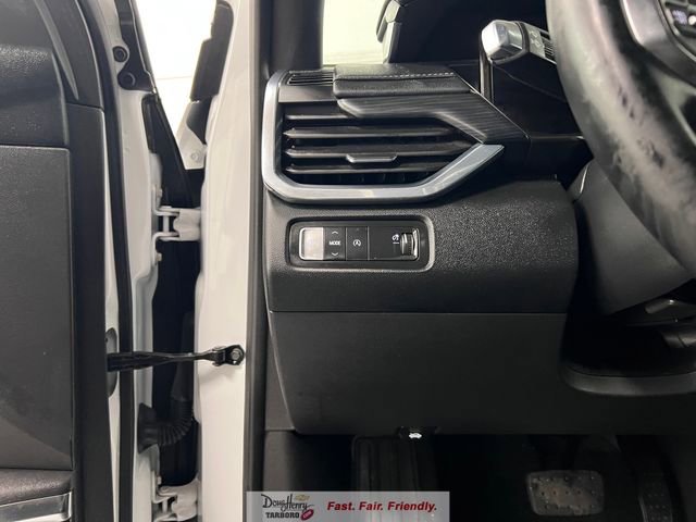 Used 2025 GMC Acadia Elevation image 30