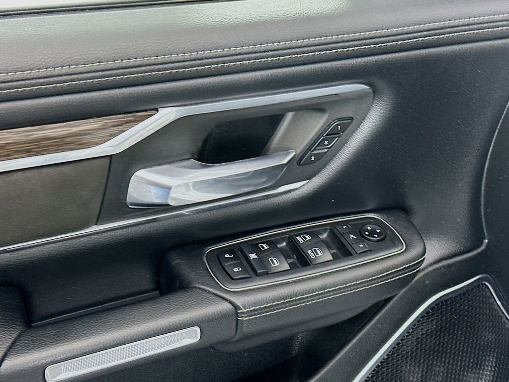 Used 2019 RAM 1500 Laramie image 18