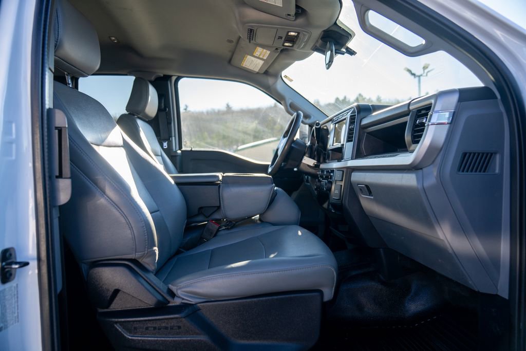 Used 2024 Ford F250 XL image 12