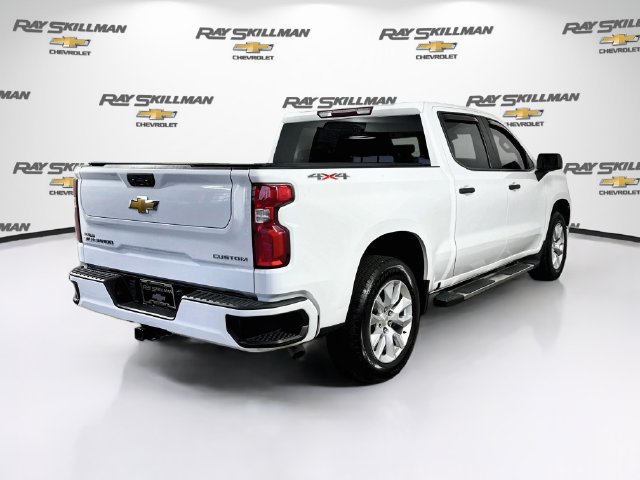 Used 2021 Chevrolet Silverado 1500 Custom w/ Safety Confidence Package AWD/4WD image 7