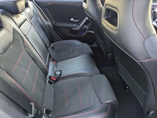 Used 2020 Mercedes-Benz CLA 250 image 19