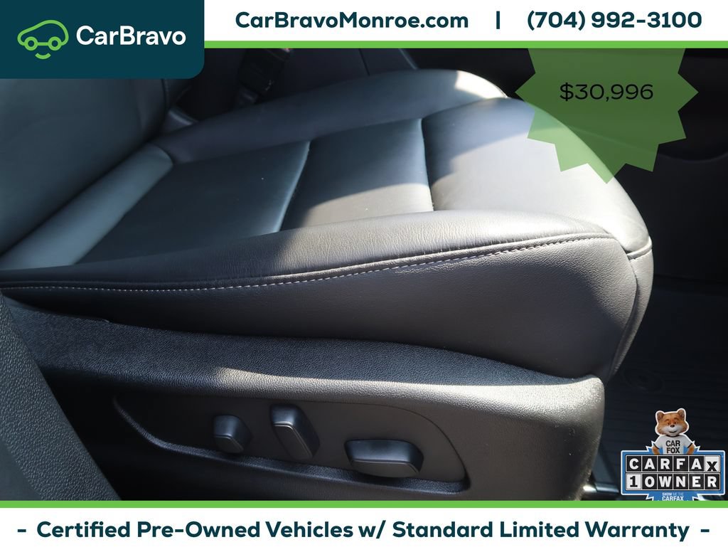 Certified 2024 Cadillac XT4 Luxury w/ Cold Weather Package FWD image 37