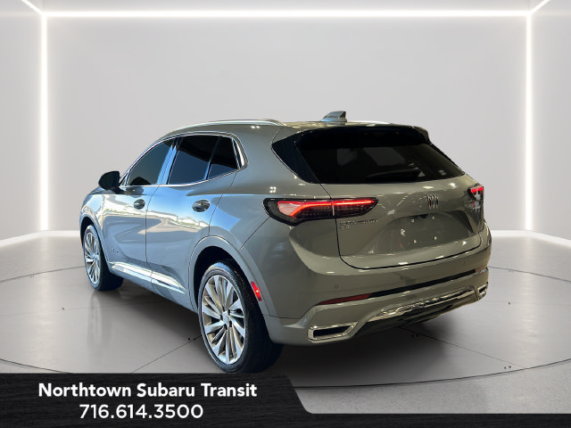 Used 2024 Buick Envision Avenir AWD/4WD image 3