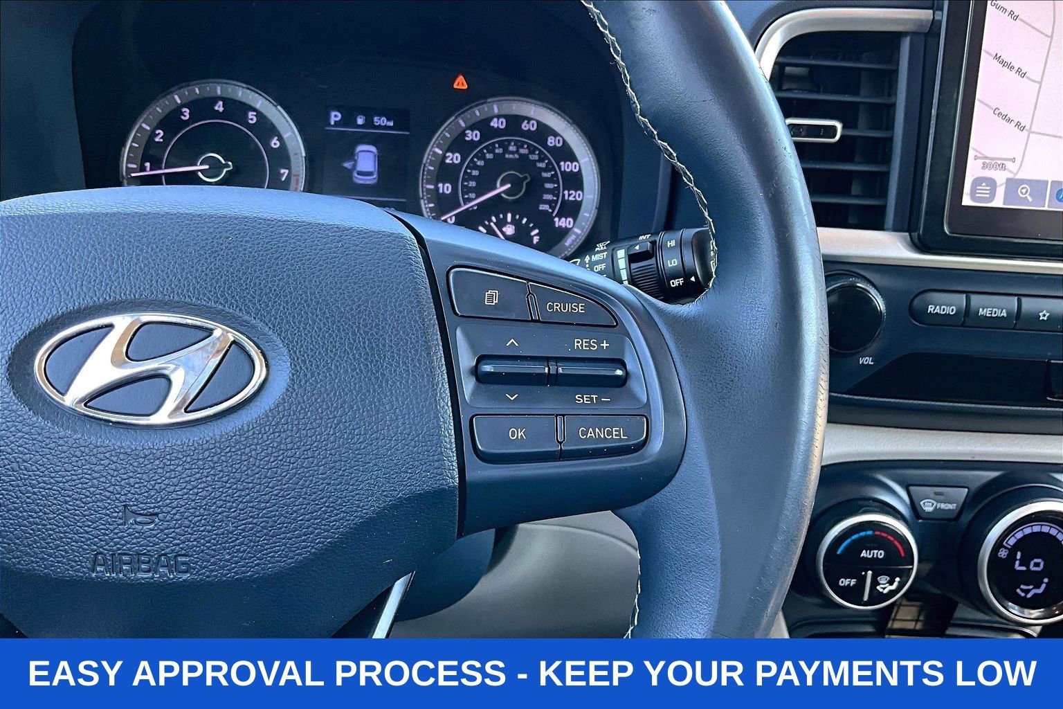 Used 2022 Hyundai Venue Limited FWD image 13