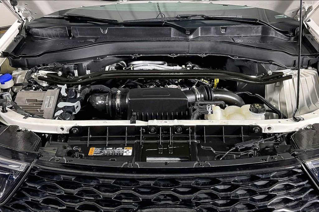 Used 2022 Ford Explorer ST w/ Equipment Group 401A image 13