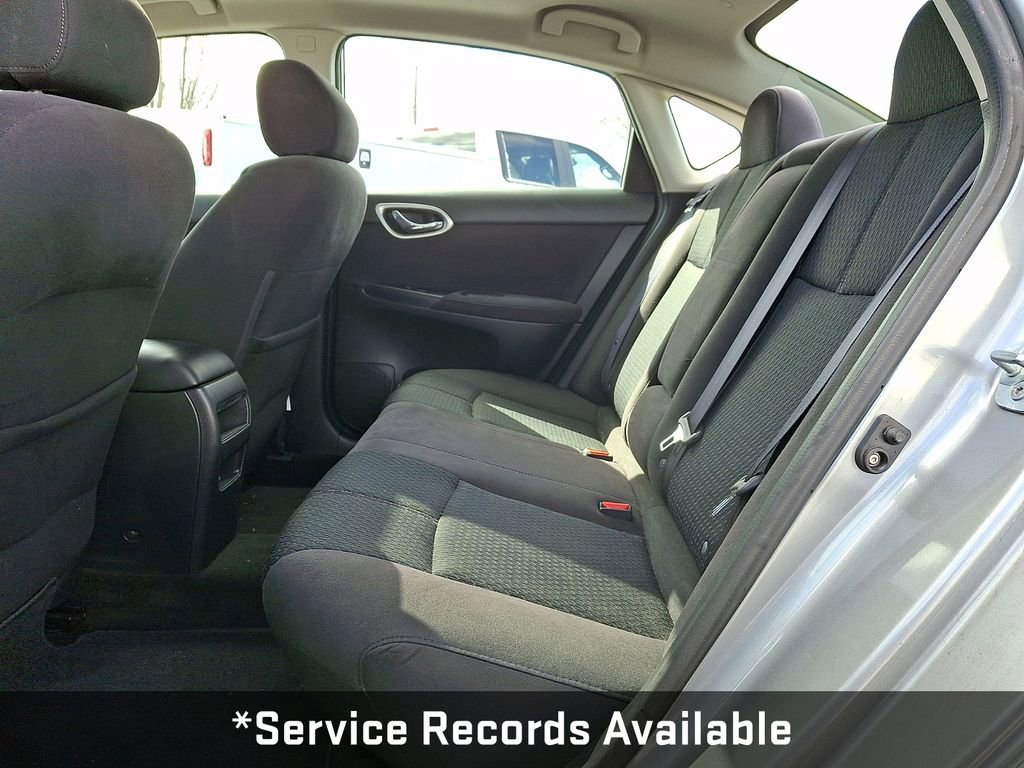Used 2013 Nissan Sentra SR w/ Premium Pkg image 13