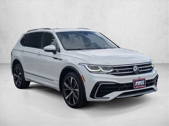 Used 2022 Volkswagen Tiguan SEL R-Line image 3