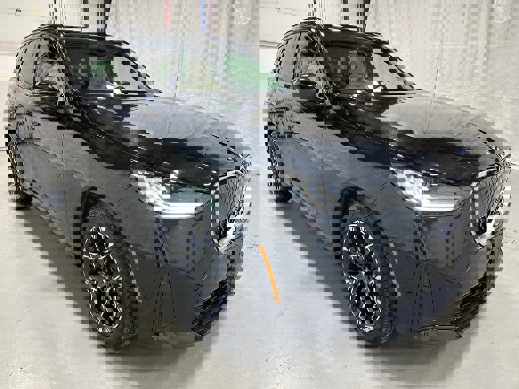 Used 2025 BMW X3 xDrive30i w/ M Sport Package image 1