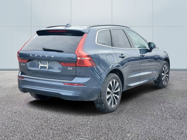 Certified 2023 Volvo XC60 B5 Core w/ Climate Package image 4
