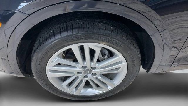 Used 2020 Audi Q5 Prestige image 24