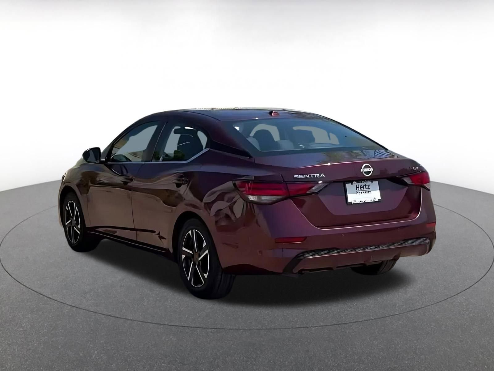 Used 2024 Nissan Sentra SV FWD image 11