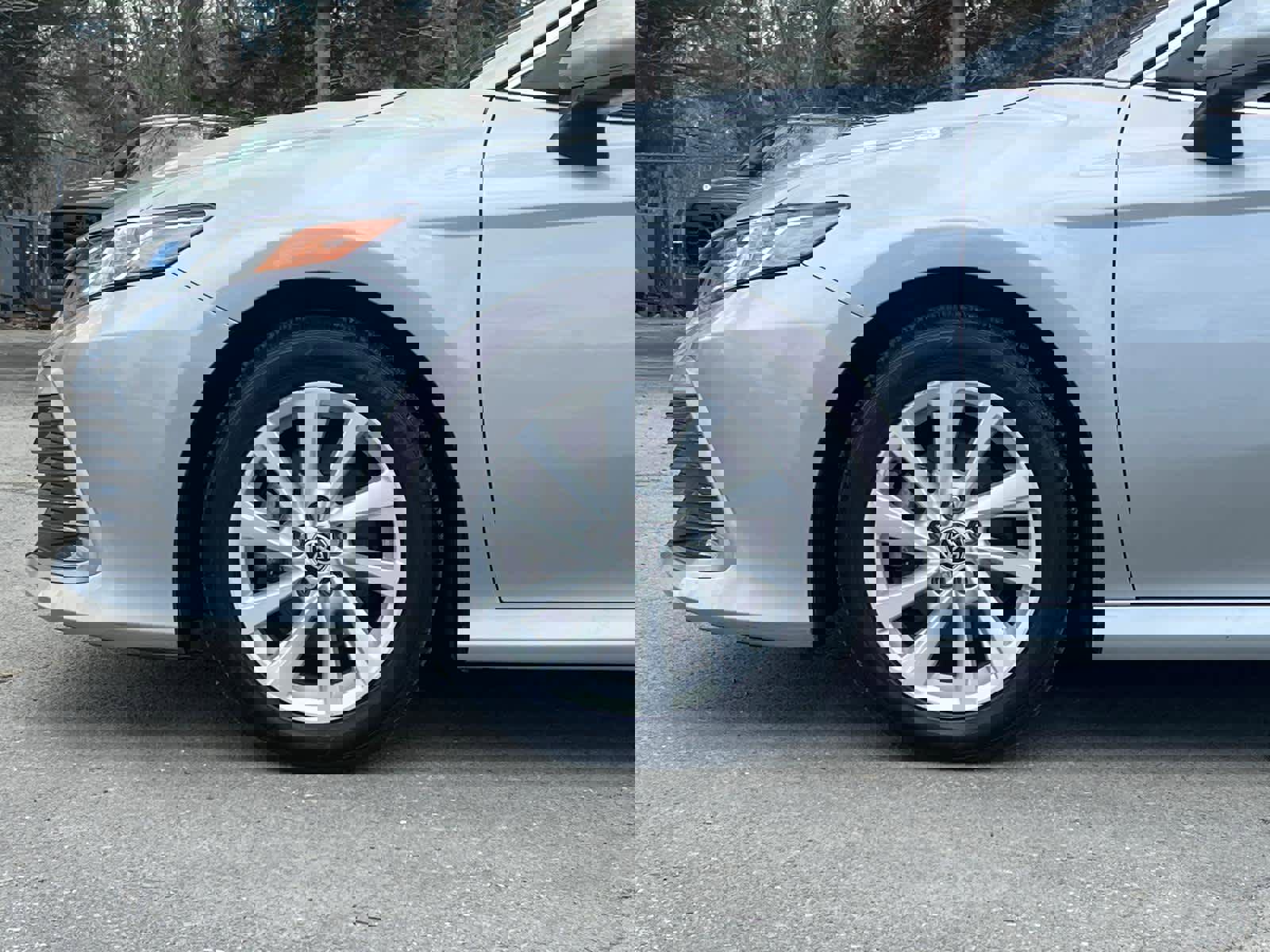 Used 2022 Toyota Camry LE image 11