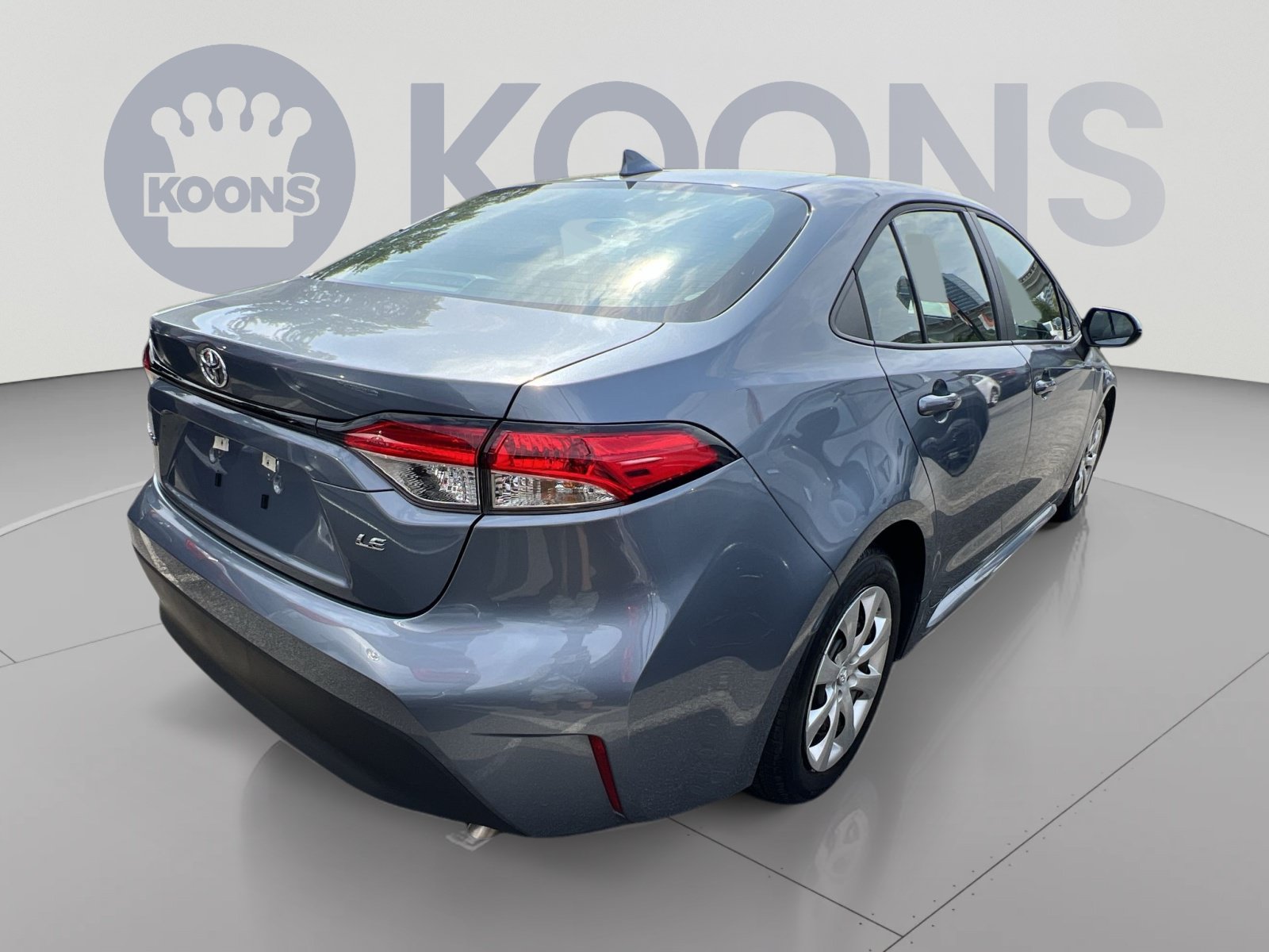 Used 2026 Toyota Corolla LE FWD image 5