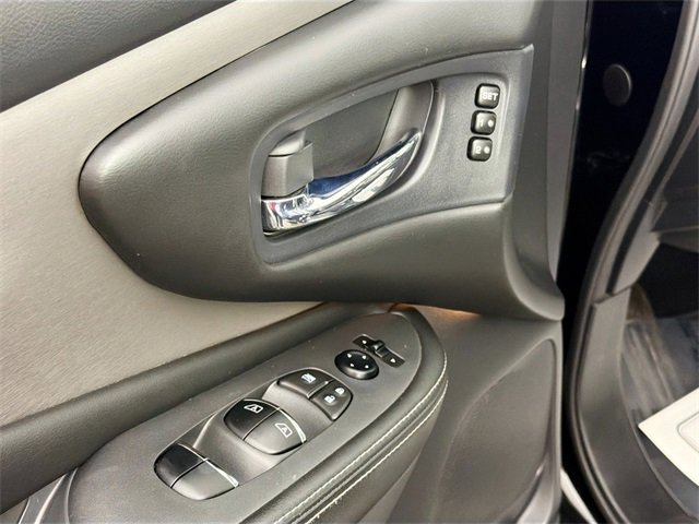 Used 2021 Nissan Murano SL image 17