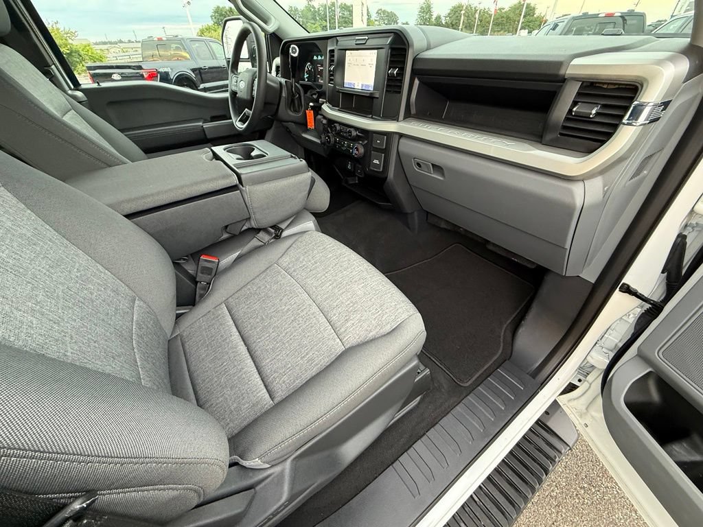 Used 2025 Ford F350 XL w/ STX Appearance Package AWD/4WD image 21