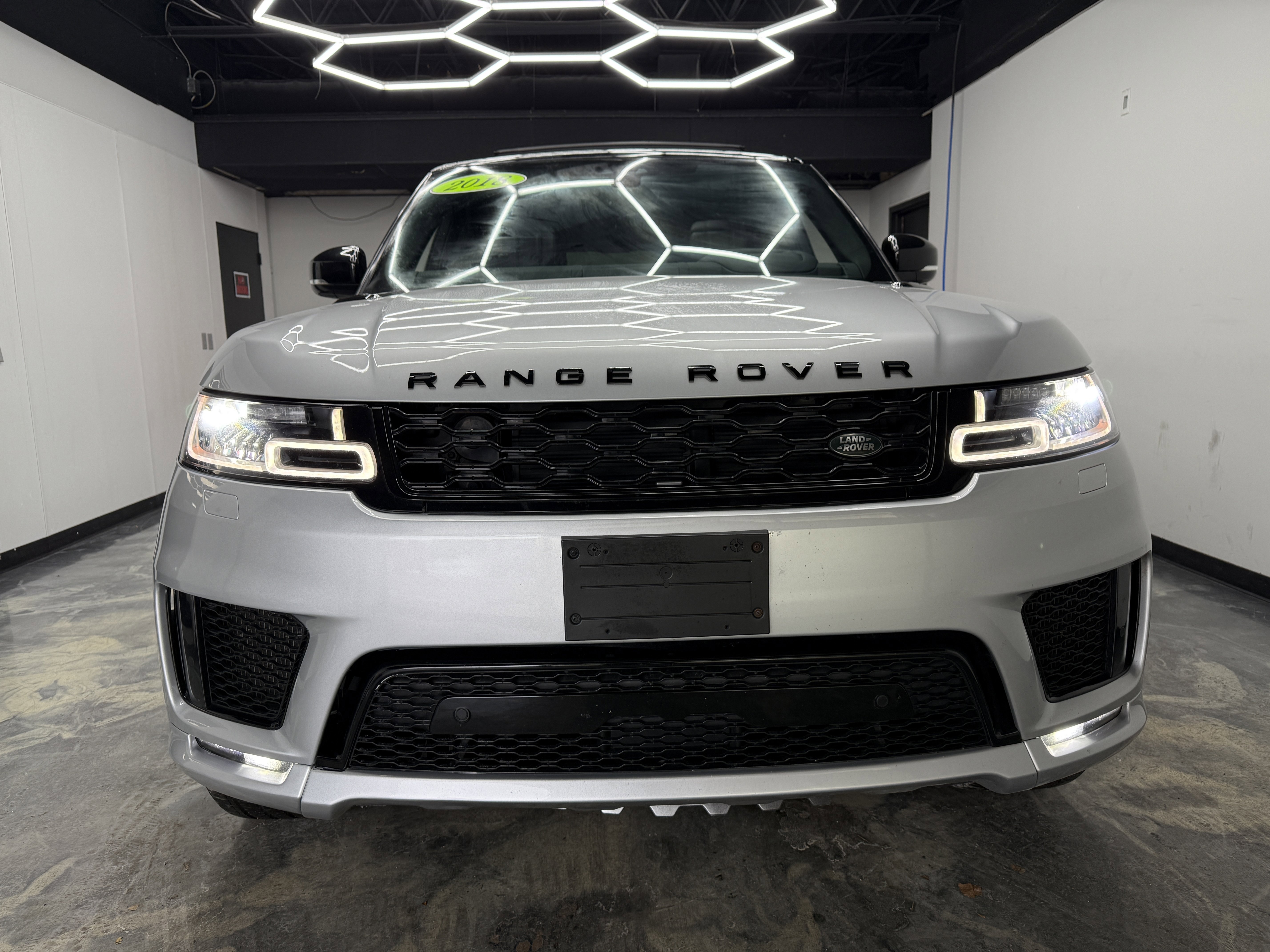 Used 2018 Land Rover Range Rover Sport HSE Dynamic image 7