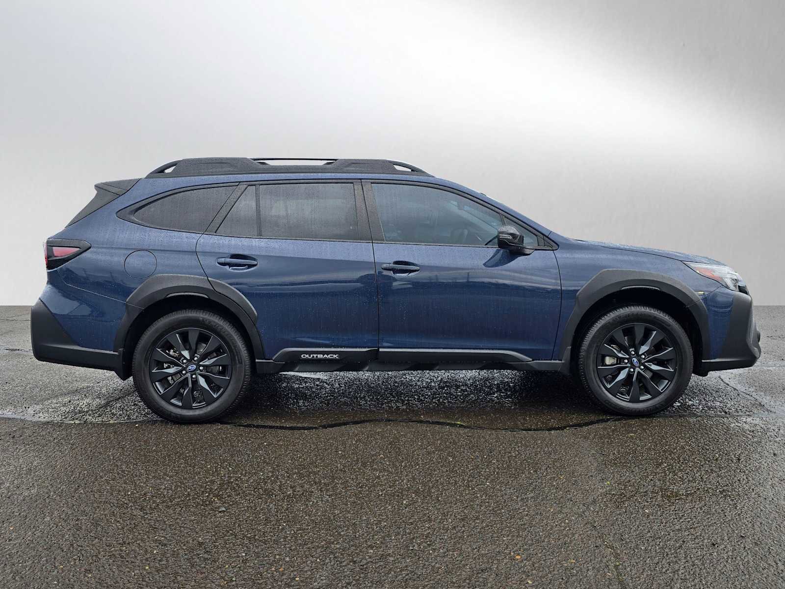 Used 2024 Subaru Outback Onyx Edition XT w/ Popular Package #2 image 2