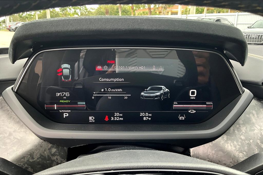 New 2026 Audi RS e-tron GT performance image 25