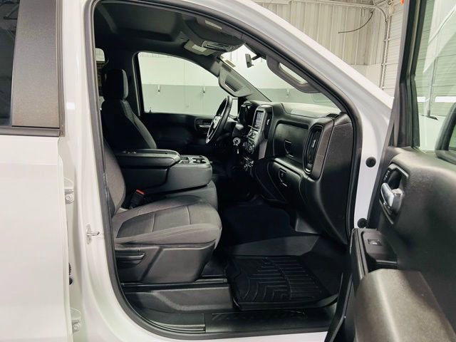 Used 2022 Chevrolet Silverado 1500 Custom image 33