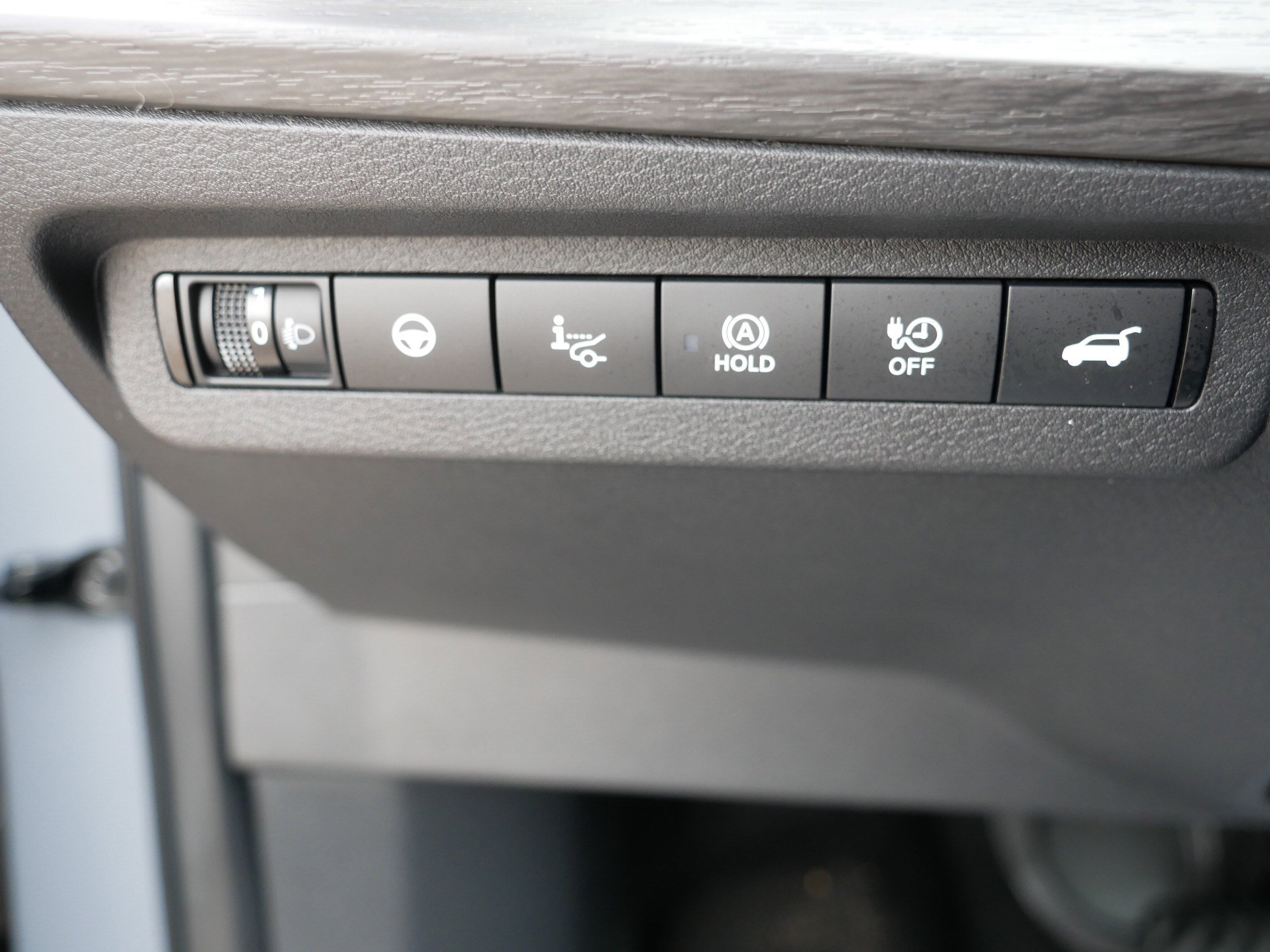 Certified 2024 Nissan Ariya AWD image 26