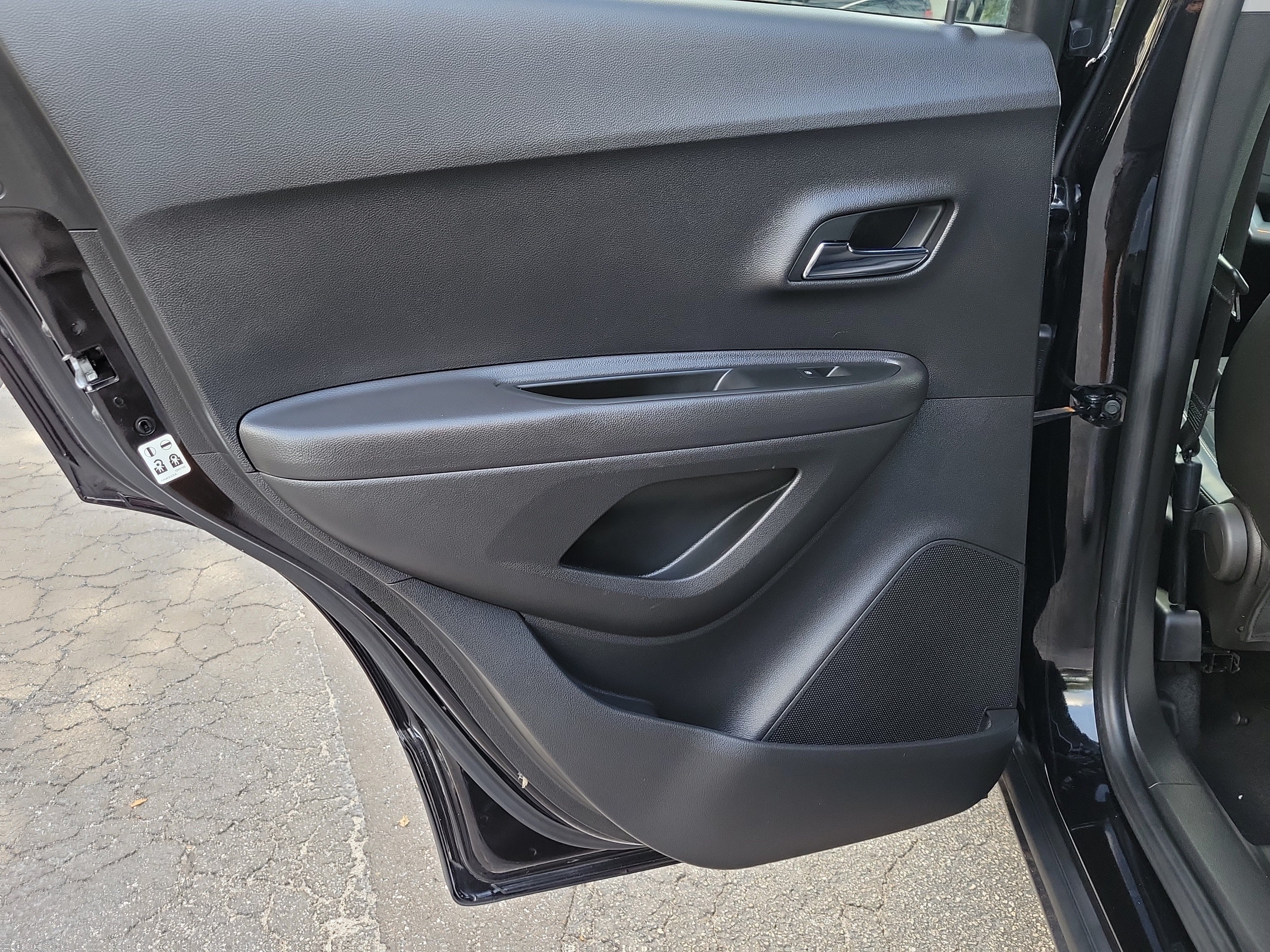 Used 2020 Chevrolet Trax LT w/ Driver Confidence Package FWD image 10